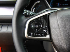 2016款 220TURBO 自动尊耀版