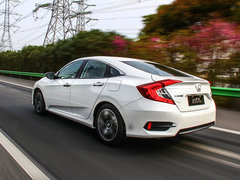 2016款 220TURBO 自动尊耀版