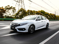 2016款 220TURBO 自动尊耀版
