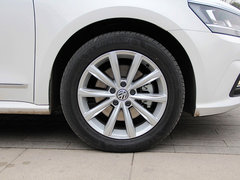 2016款 330TSI DSG尊荣版