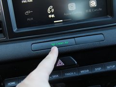 2016款 1.6T 自动两驱Premium