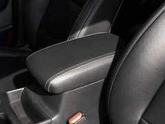 2016款 1.6T 自动两驱Premium