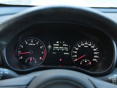 2016款 1.6T 自动两驱Premium