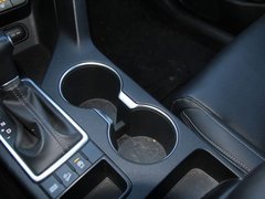 2016款 1.6T 自动两驱Premium