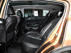 2016款 1.6T 自动两驱Premium