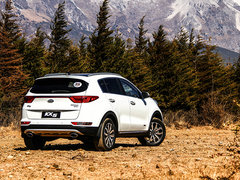 2016款 2.0L 自动两驱GL