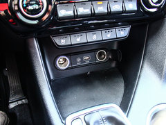 2016款 2.0L 自动两驱GL