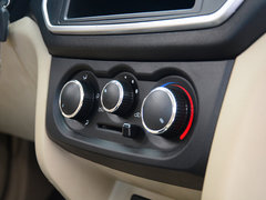 2016款 1.5L 豪华型短轴东安DAM15L
