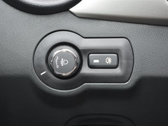 2015款 1.5L 自动豪华天窗版
