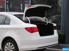 2015款 1.5L 手动豪华天窗版