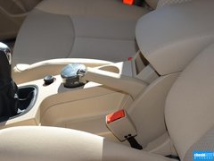 2015款 1.5L 手动豪华天窗版