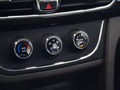 2016款 1.5L 手动标准型