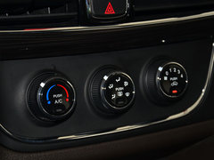 2016款 1.5L 手动标准型