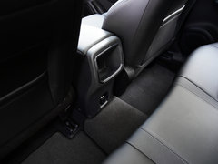 2016款 2.0L 四驱至尊版