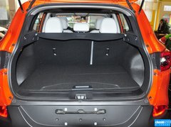 2016款 2.0L 两驱豪华版