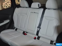2016款 2.0L 两驱豪华版