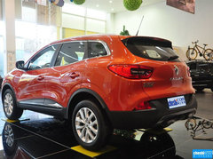 2016款 2.0L 两驱豪华版