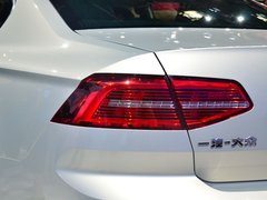 2016款 2.0TSI 智享尊贵型