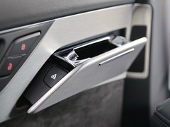 2016款 50 TFSI quattro尊贵型