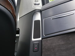 2016款 50 TFSI quattro尊贵型