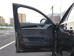 2016款 50 TFSI quattro尊贵型