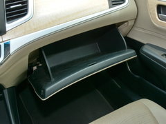 2016款 1.8L CVT豪华尊享版5座