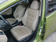 2016款 1.8L CVT豪华尊享版5座