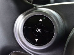 2016款 0.9T 66千瓦硬頂極致版