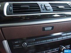 2015款 528i 领先型