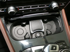 2015款 528i 领先型