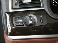 2015款 528i 领先型