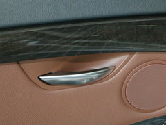 2015款 528i 领先型