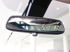 2015款 528i 领先型