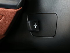 2015款 528i 领先型
