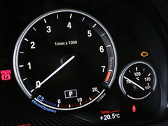 2015款 528i 领先型