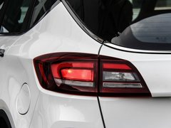 2016款 1.8T 自动豪华型