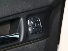 2016款 2.0T 四驱尊雅版