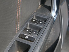 2016款 2.4L 自动两驱豪华型升级版