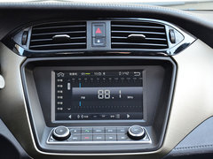 2016款 1.5L 手动舒适型天窗版
