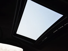 2016款 1.5L 手动舒适型天窗版