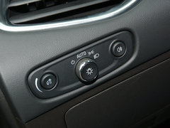 2016款 1.5T 双离合锐耀版