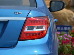 2016款 1.3T 手动尊贵型