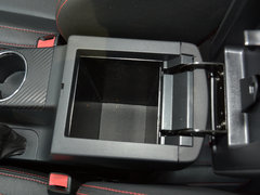 2016款 1.3T 手动尊贵型