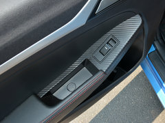 2016款 1.3T 手动尊贵型