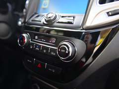2016款 1.5L 手动尊贵版