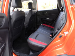 2016款 1.5L 手动尊贵版