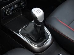 2016款 1.5L 手动豪华版