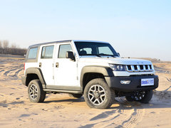 2016款 40L 2.3T手动四驱尊享版