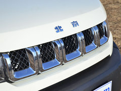 2016款 40L 2.3T手动四驱尊享版