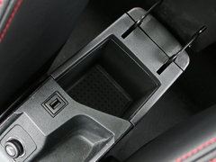 2017款 1.5T 自动旗舰型